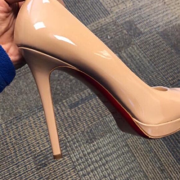 💕SOLD💕Classic CL Simple Sz 39.5 - Picture 3 of 4